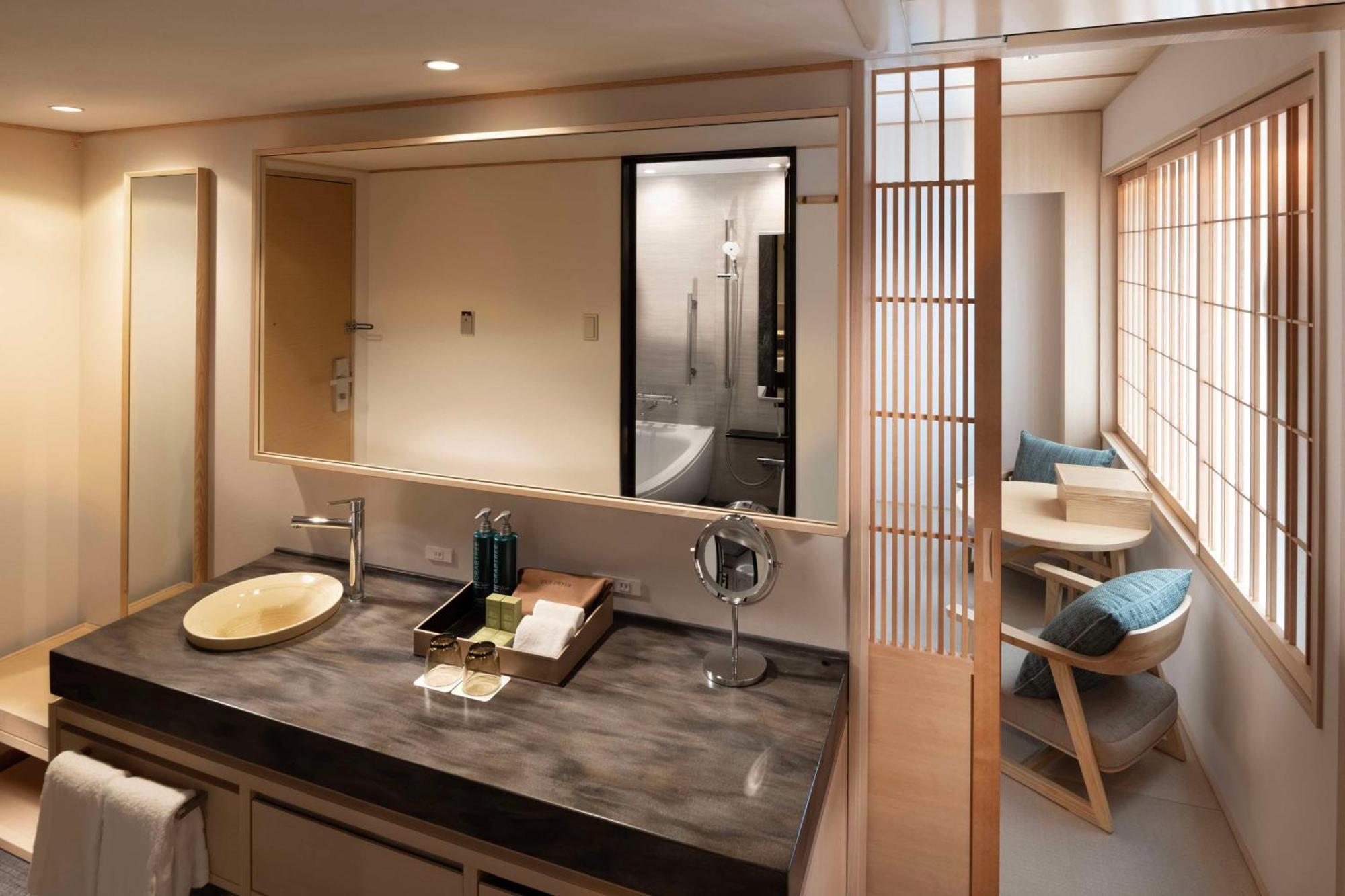 Doubletree By Hilton Higashiyama 酒店 4*